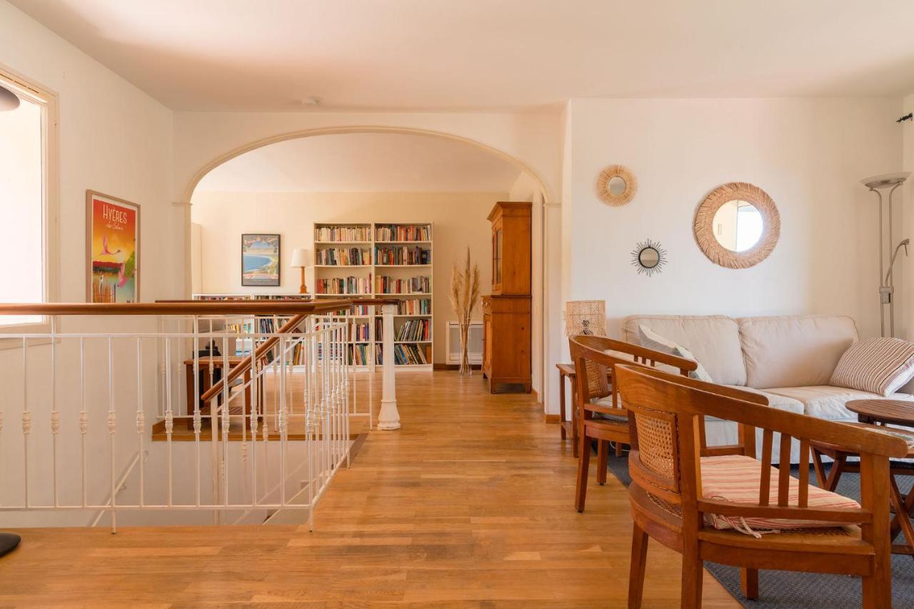Villa Vue Mer Presqu'Ile De Giens Avec Piscine Йер Экстерьер фото